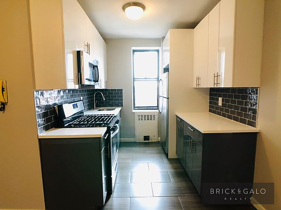 3rd image of 3502 Kings Hwy APT D15