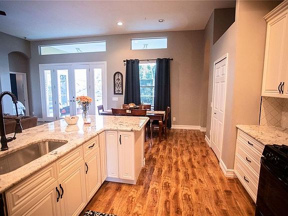 3rd image of 10636 Gretna Green Dr