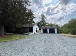 190 Diamond Hill Rd, Delmar, NY 12054