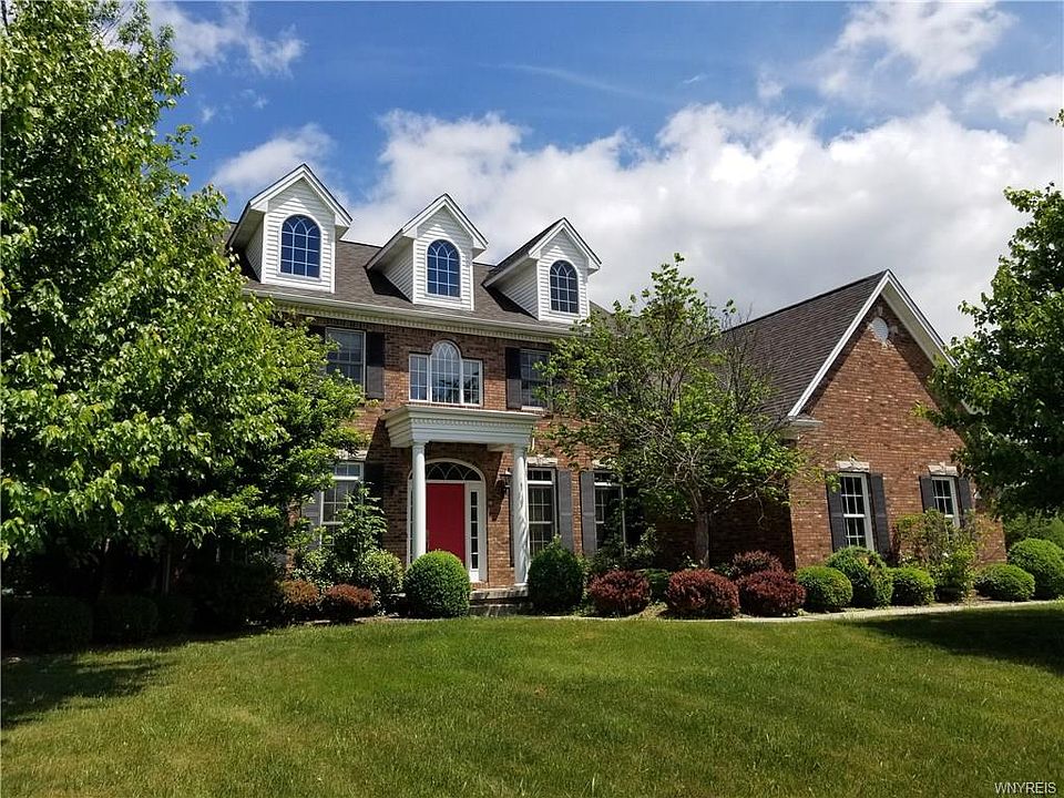 1st image of 7 Nature Cove Ct