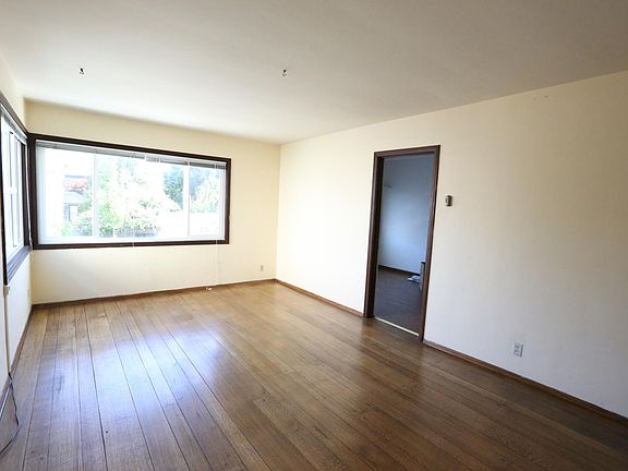 2nd image of 1743 Berkeley Way #B