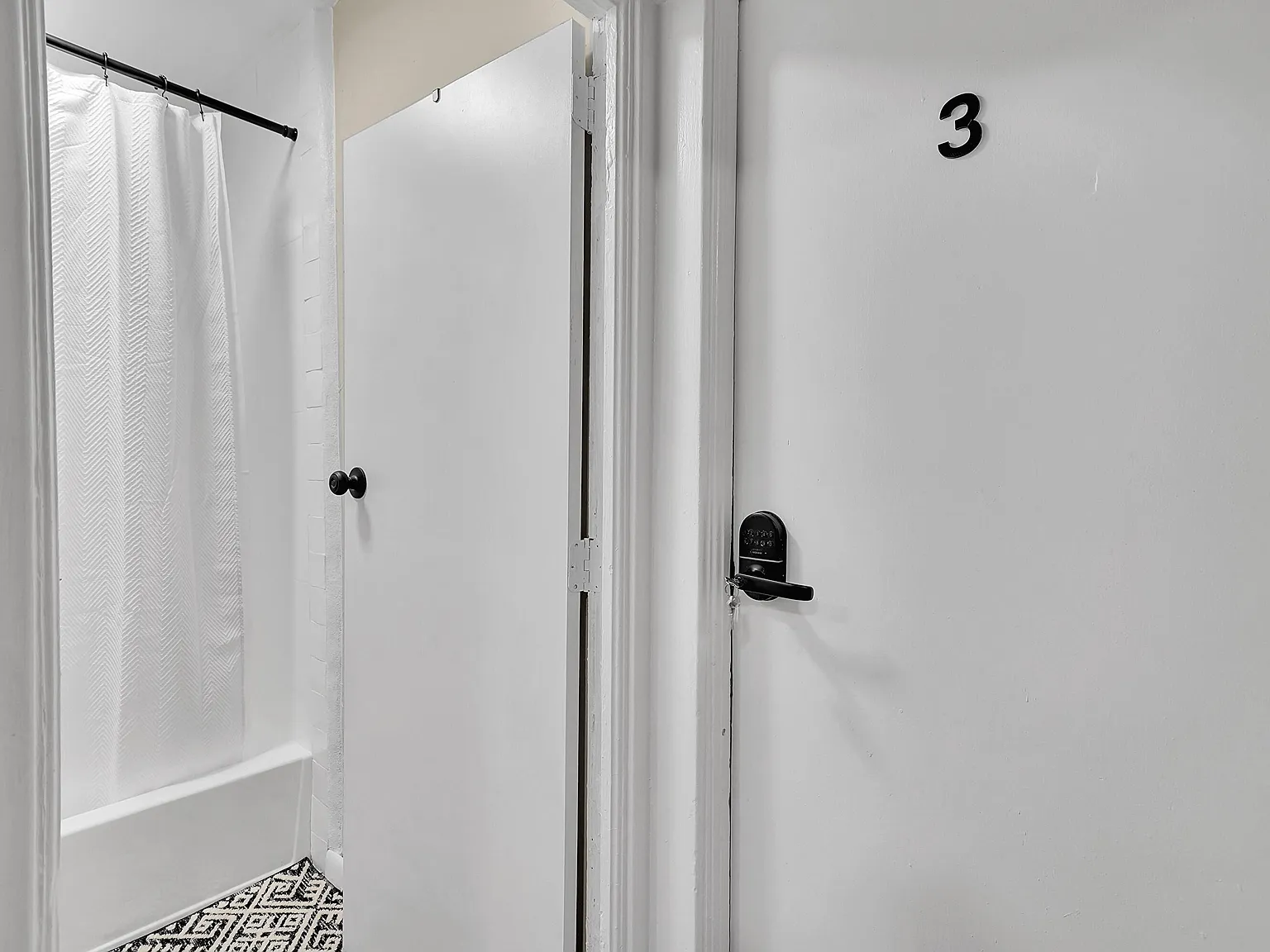4 bed, 2.0 bath, 1620 sqft, $1,252 — Photo 3
