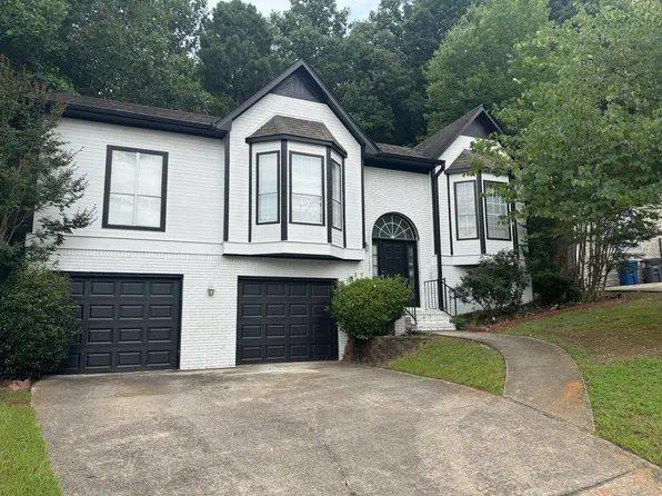 1201 Deer Trail Rd, Hoover, AL 35226