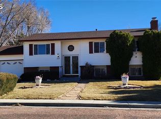 1555 Luna Vista St, Colorado Springs, CO 80911