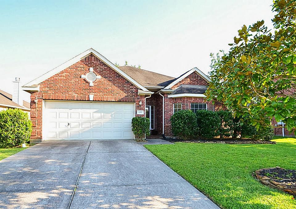1st image of 4301 Running Pine Dr