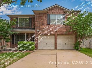 17210 Shadow Ledge Dr, Houston, TX 77095
