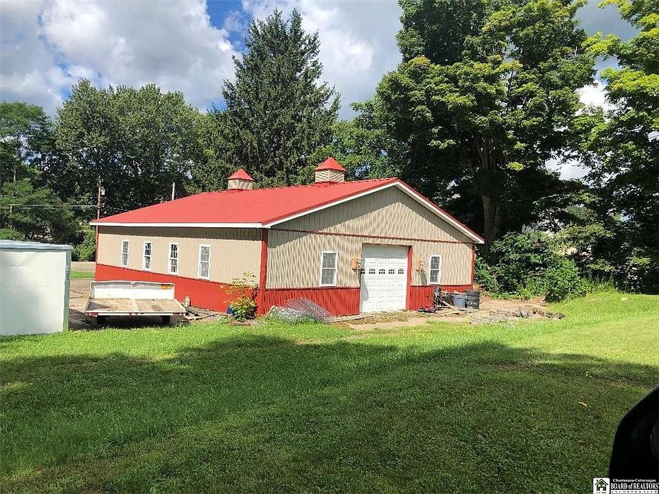 2nd image of 2086 S Maple Ave