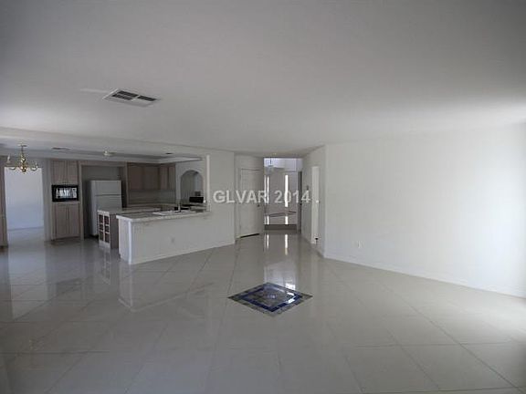 5th image of 6736 Enchanted Cove Ct