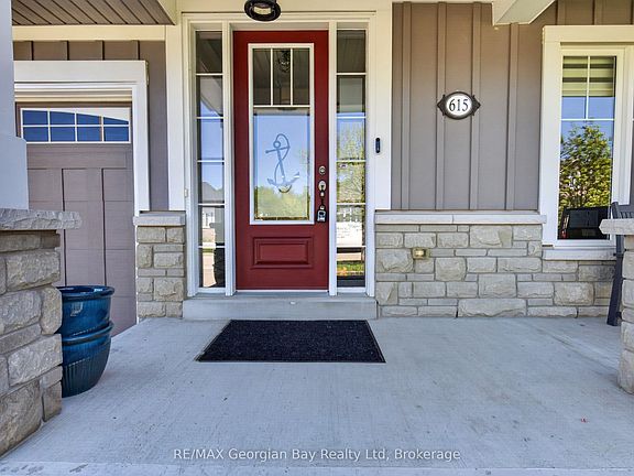 2nd image of 615 Bayport Blvd