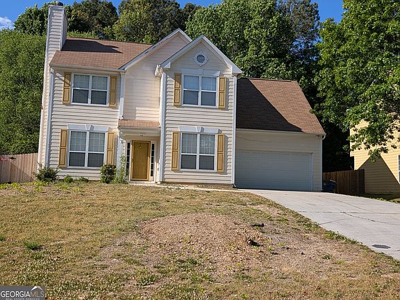 3rd image of 720 New Magnolia Ct S