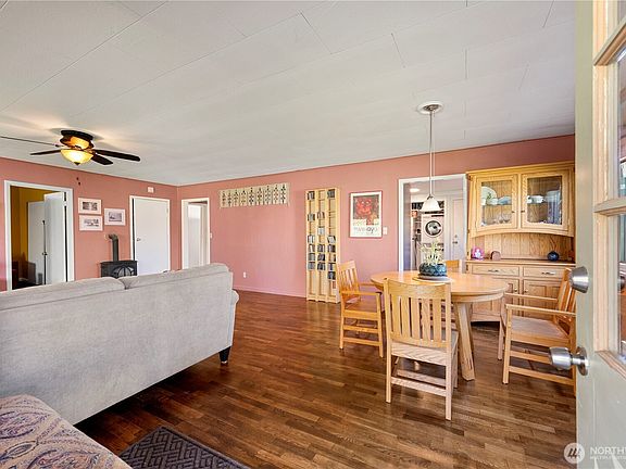 4th image of 2125 Gunn Road