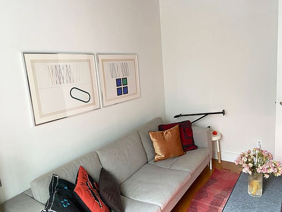 4th image of 103 Meserole St APT 1A