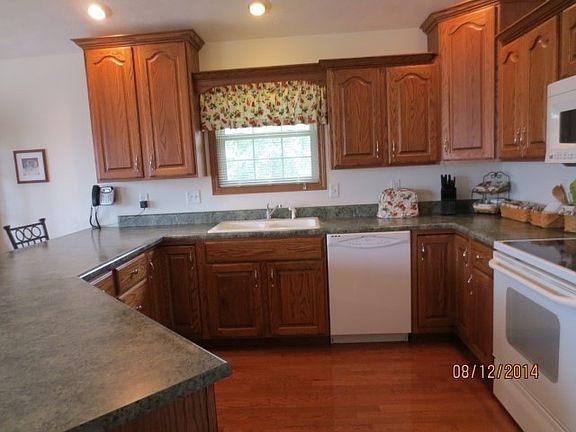 5th image of 702 N Boulder Dr