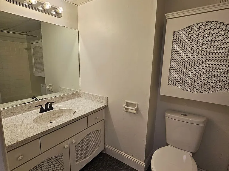 Woodward Park Apartments — Photo 40