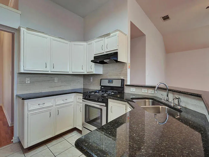 11100 Sierra Montana — Photo 14