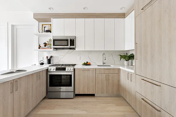 Sold by Compass | media 20