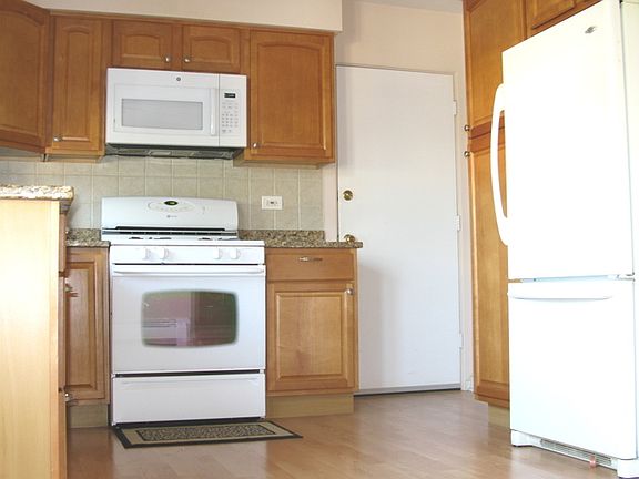 2nd image of 7722 W Belmont Ave APT 2N