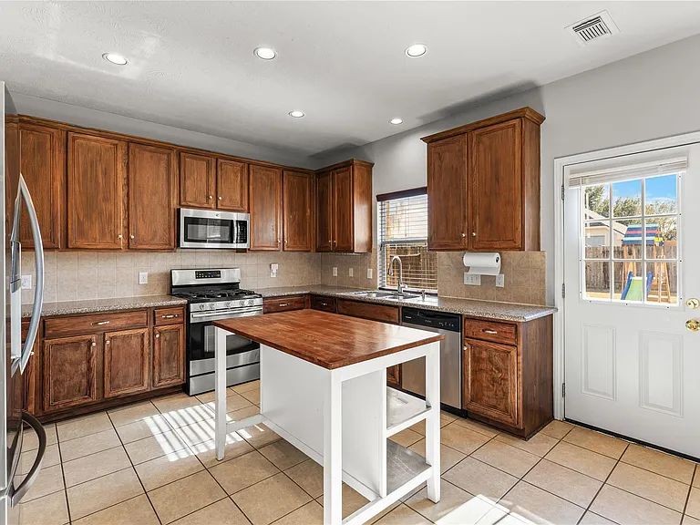 7419 Chathan Glen Ln — Photo 19
