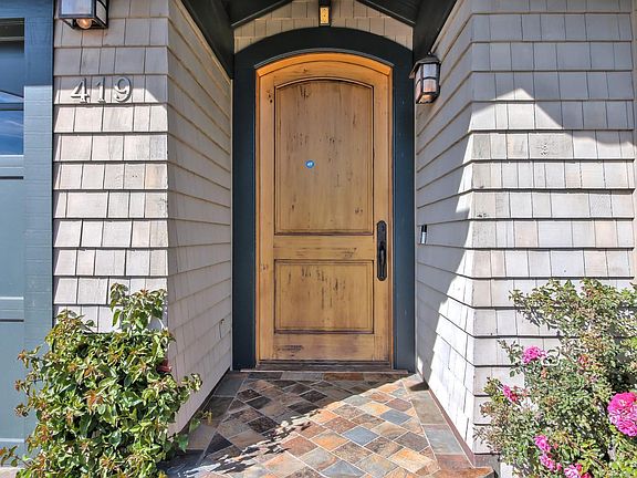 4th image of 419 Locke Dr