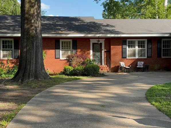 716 Bell Ave, Greenwood, MS 38930