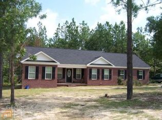 805 King Arthur Dr, Statesboro, GA 30458