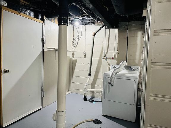Laundry area in basement - tenant to supply washing machine