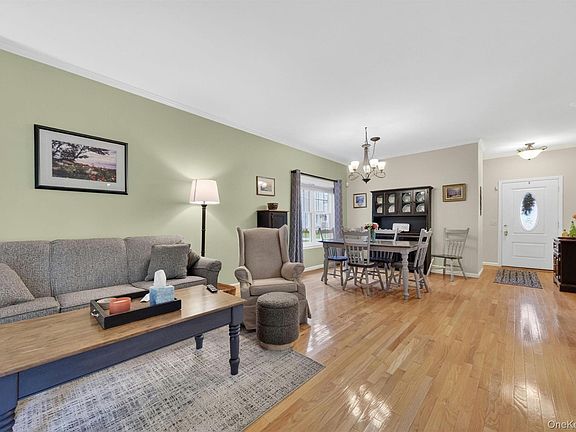 5th image of 31 Bridgewater Way