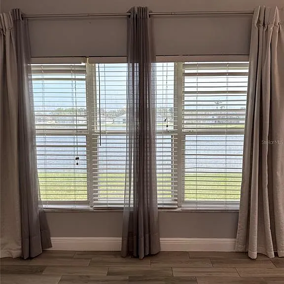 3158 Stonehurst Cir — Photo 18