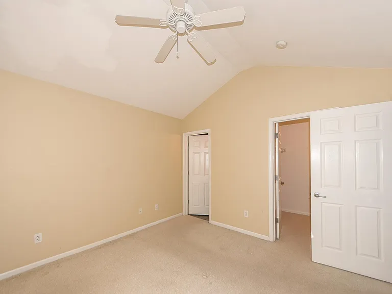 1005 Summerhaven Pl #F — Photo 22
