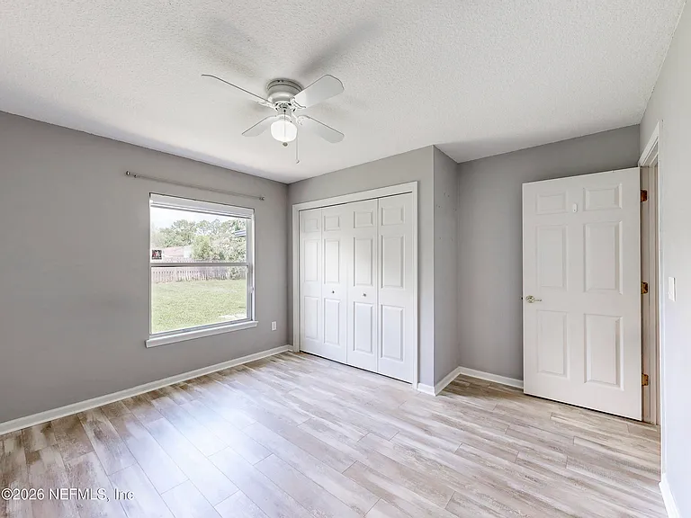2084 Frogmore Dr — Photo 24