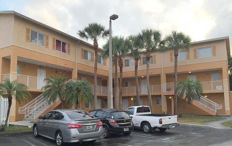 1st image of 6215 Kendale Lakes Cir #265