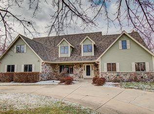 4625 Hastings Dr, Brookfield, WI 53045