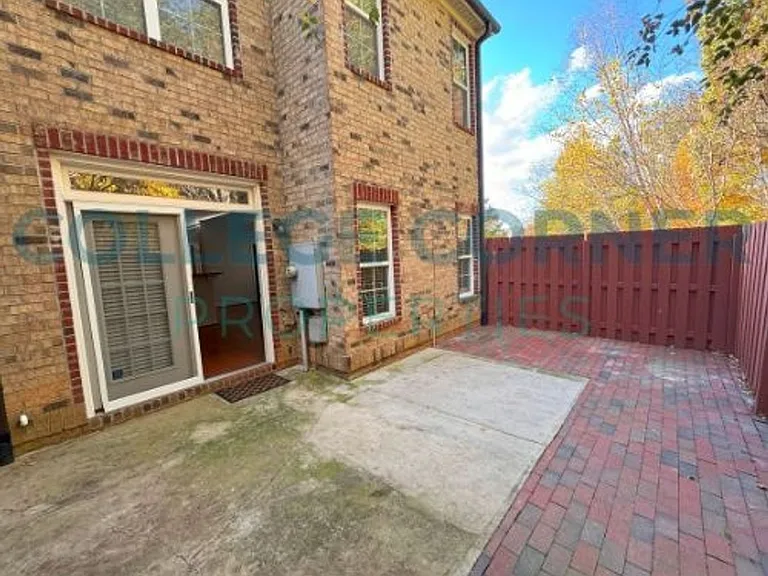 4964 Wyngate Village Dr — Photo 6