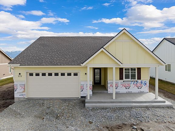 3rd image of 777 Foxglove Dr