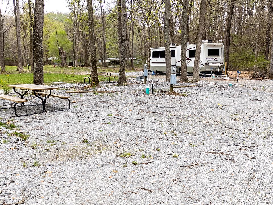 1st image of 620 Perry Springs Rd