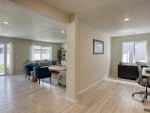 5th image of 10680 N Paiute Dr