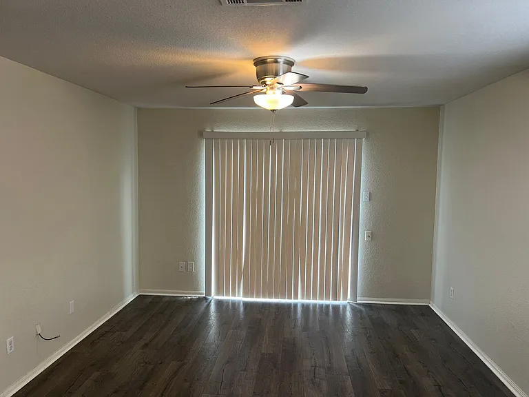 5701 Capricorn Loop — Photo 7