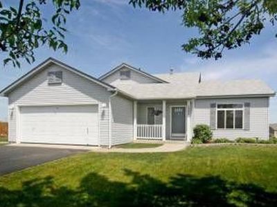 1580 Harvest Ln, Shakopee, MN, 55379