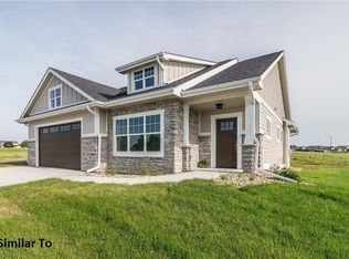 2414 SW Vineyard Ln, Ankeny, IA 50023