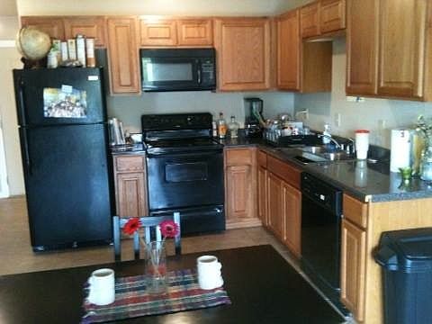 4th image of 1021 Breeden Ave