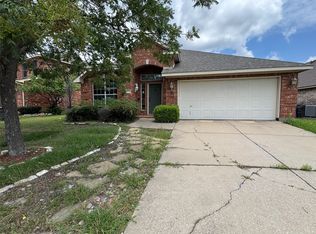 2033 Meadow Park Dr, Princeton, TX 75407
