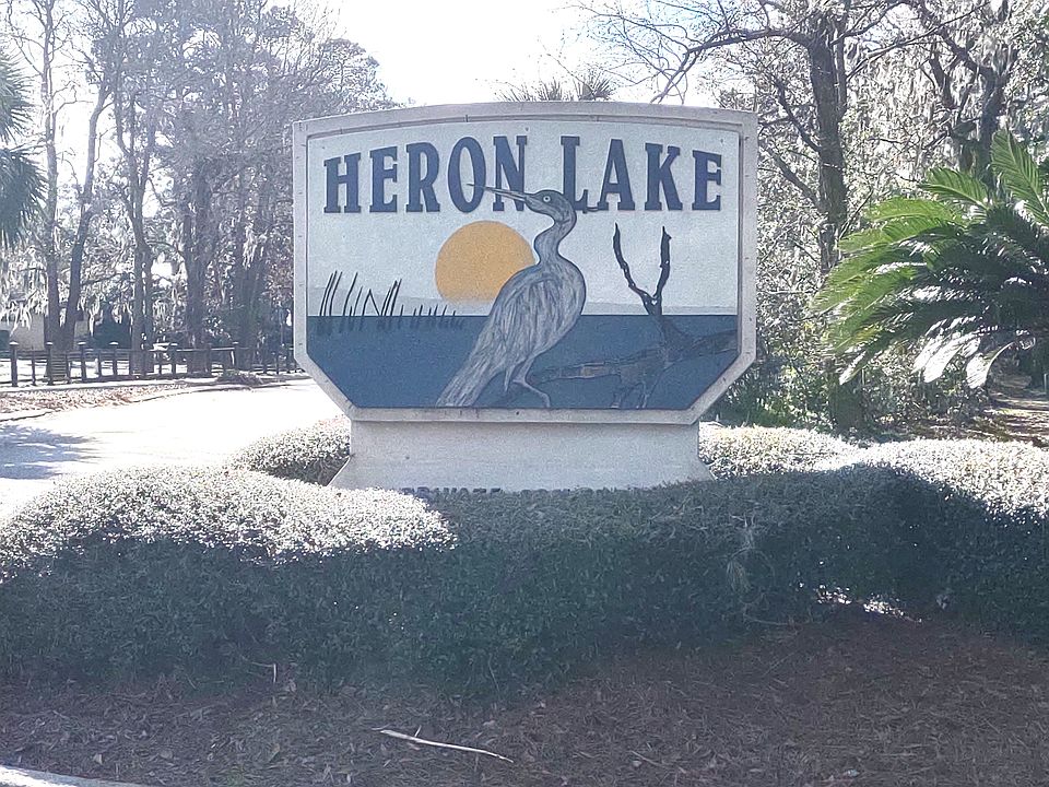 Unit is located in Heron Lake- Great location on island and close to everything as well as William Hilton Parkway