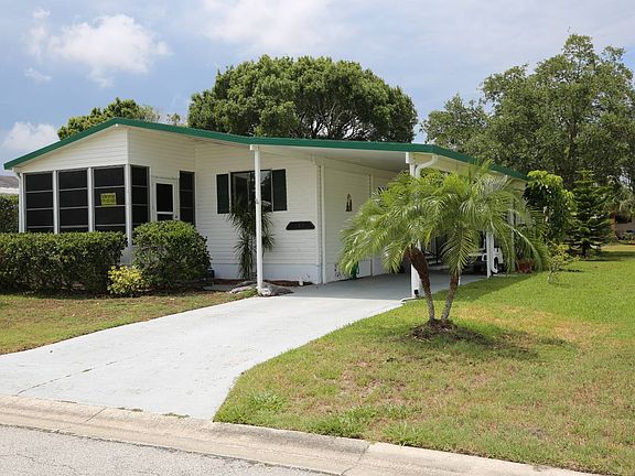3rd image of 124 Bimini Cay Cir