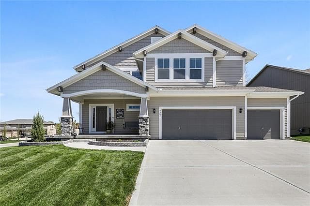 1st image of 5201 Meadow View Dr