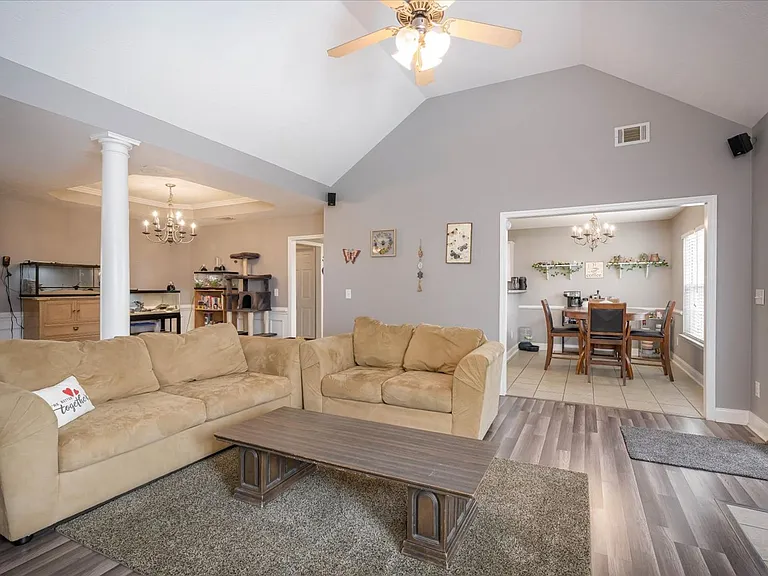 4516 Logans Way — Photo 8
