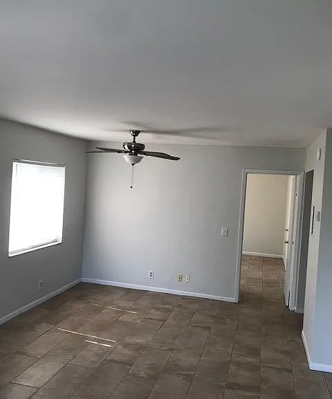 404 Upper 8th Ave S #D — Photo 5