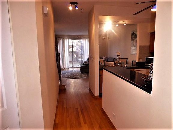 3rd image of 367 Hunterdon Ct