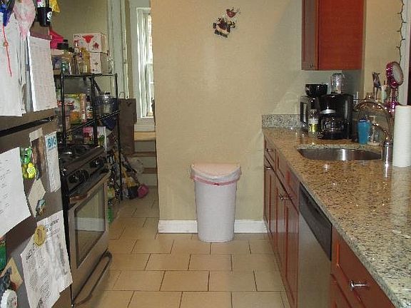 2nd image of 58 Egmont St #117