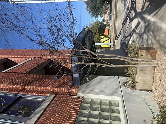 4th image of 2502 Live Oak St APT 228