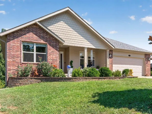 200 North Point Court, Branson, MO 65616